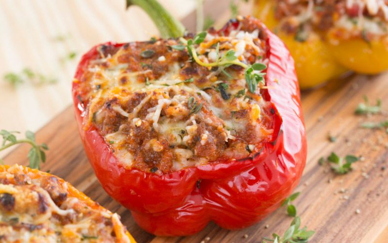 Stuffed bell peppers: a budget friendly meal idea